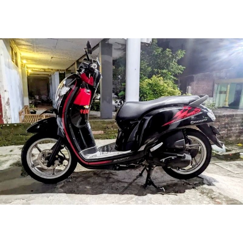 (BISA COD) Striping sticker lis body honda scoopy Sporty 2018 full hitam merah hitam putih hitam sti