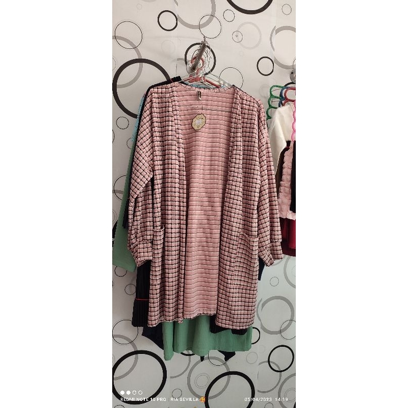 cardi aquila by uptofemale