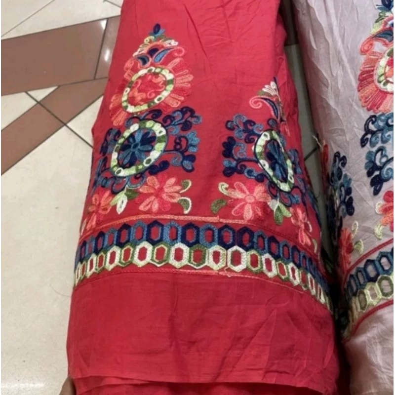 KAIN KATUN BORDIR RENDA PINGGIR