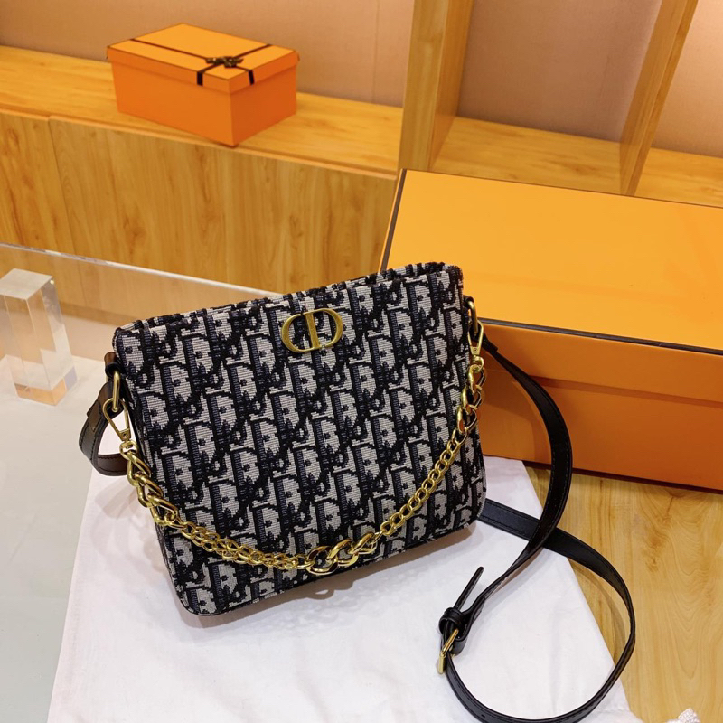 1-026 Aneka Crossbody 2 Strap (Free Dustbag + Bubblewrap)