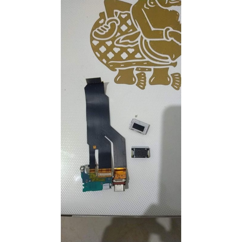 Flexibel charger & lcd Sony Xperia xz/xzs