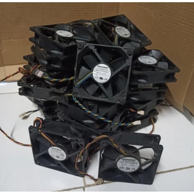 kipas Foxconn fan dc brushles 12V ukuran 9 x 2,5cm