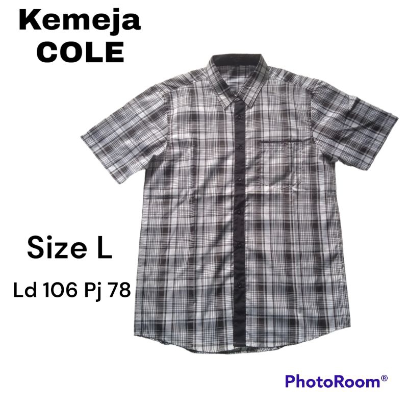 Kemeja Cole Lengan pendek