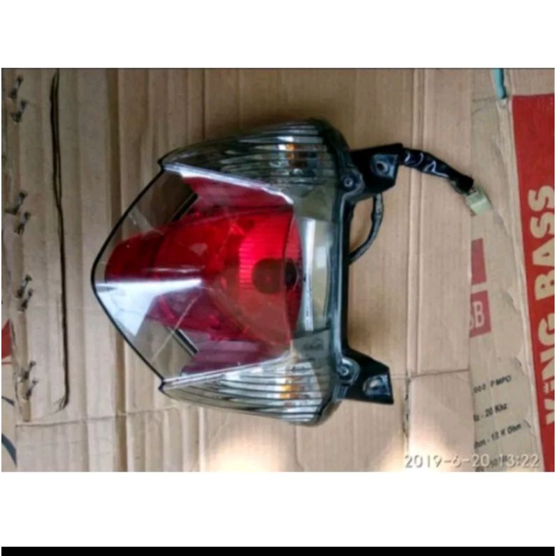 LAMPU BELAKANG STOP MIO J CABUTAN ORI TERJAMIN