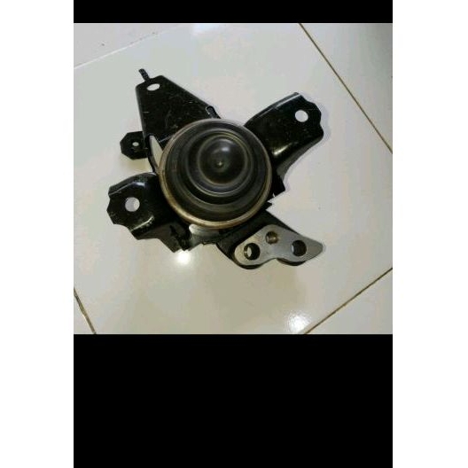 engine mounting new Agya kanan