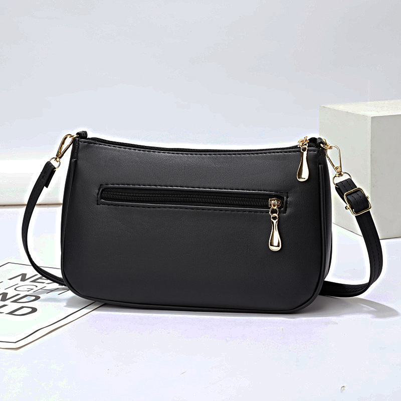 TAS SELEMPANG WANITA PREMIUM SLING BAG REMAJA KOREA KEKINIAN IMPORT KULIT HITAM AMALENE TA814B5 RANTAI LUCU MURAH SHOULDER BAHU BRANDED BATAM CEWEK SIMPLE CASUAL FASHION