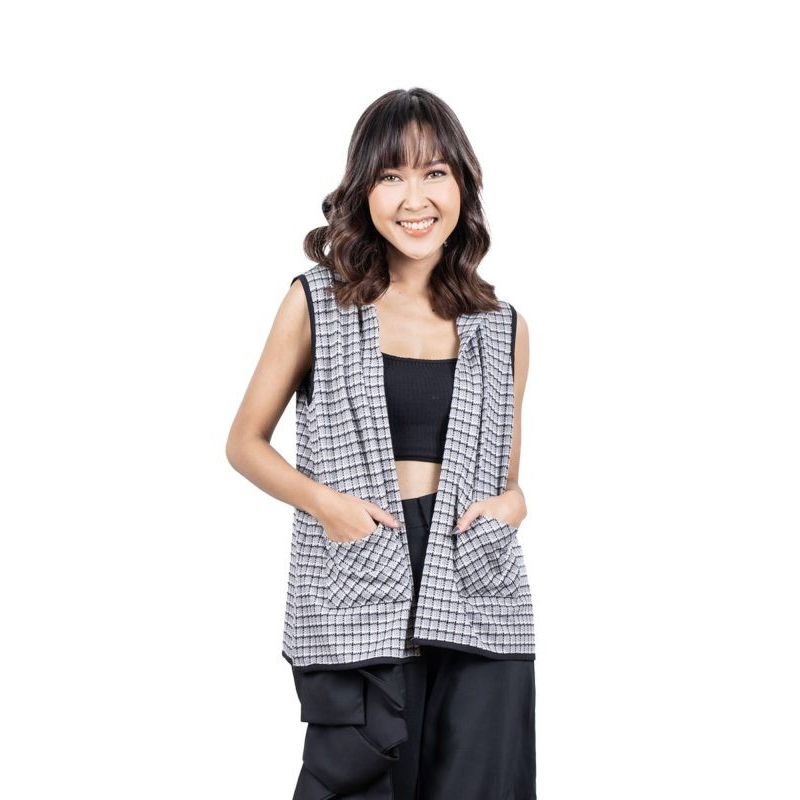 Blazer Batik Wanita - Atasan Batik - Bhatara Batik Jisoo - Outer Batik Modern Tanpa Lengan