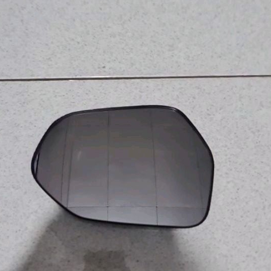 Kaca Spion Toyota Sienta Kanan