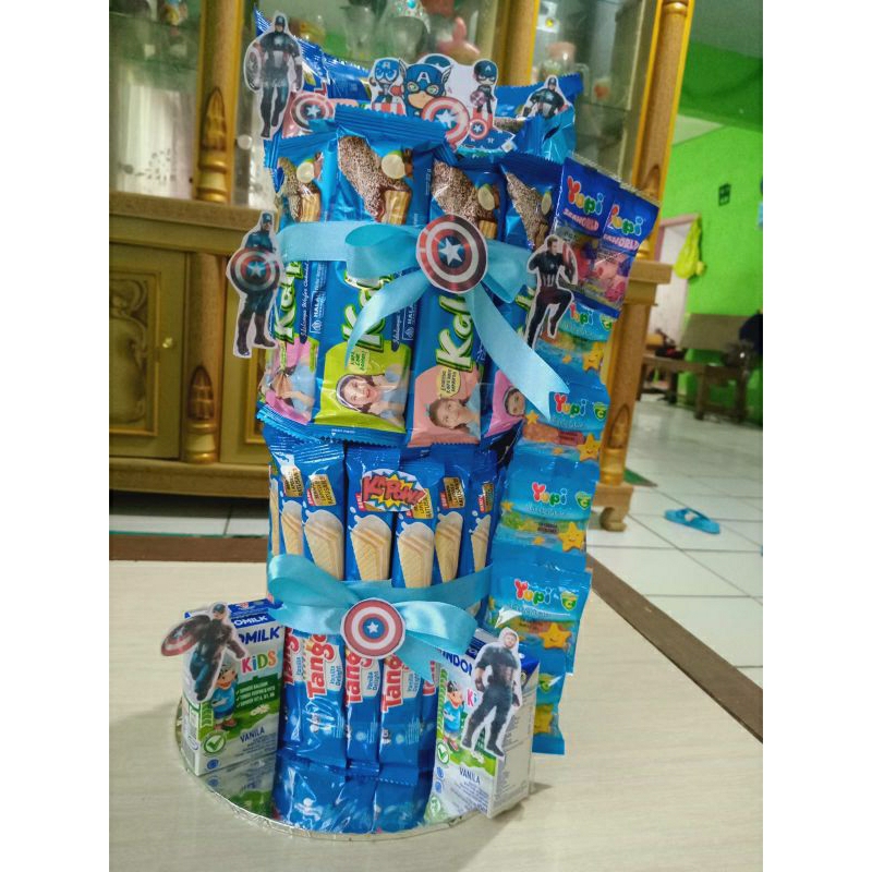 

snack tower hadiah ulang tahun anak