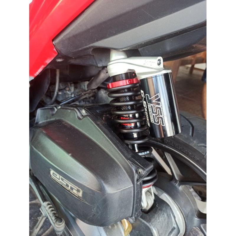 shock belakang YSS G plus 330mm Vario 125/150 black