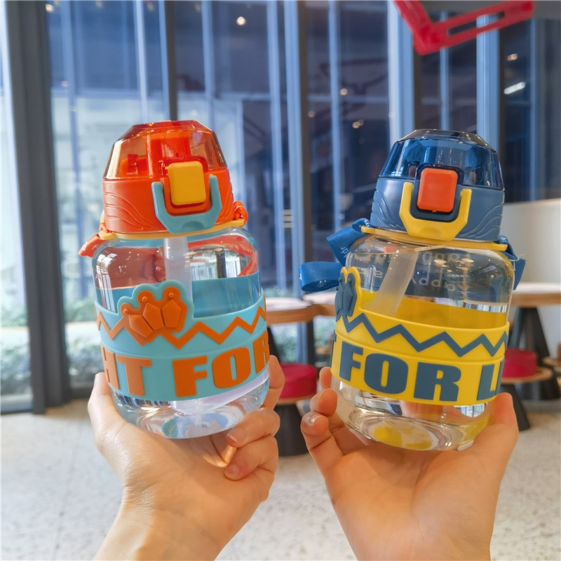 Botol Minum Anak Botol Minum Tali Panjang + Sedotan Kapasitas 600ml 2682 BPA FREE