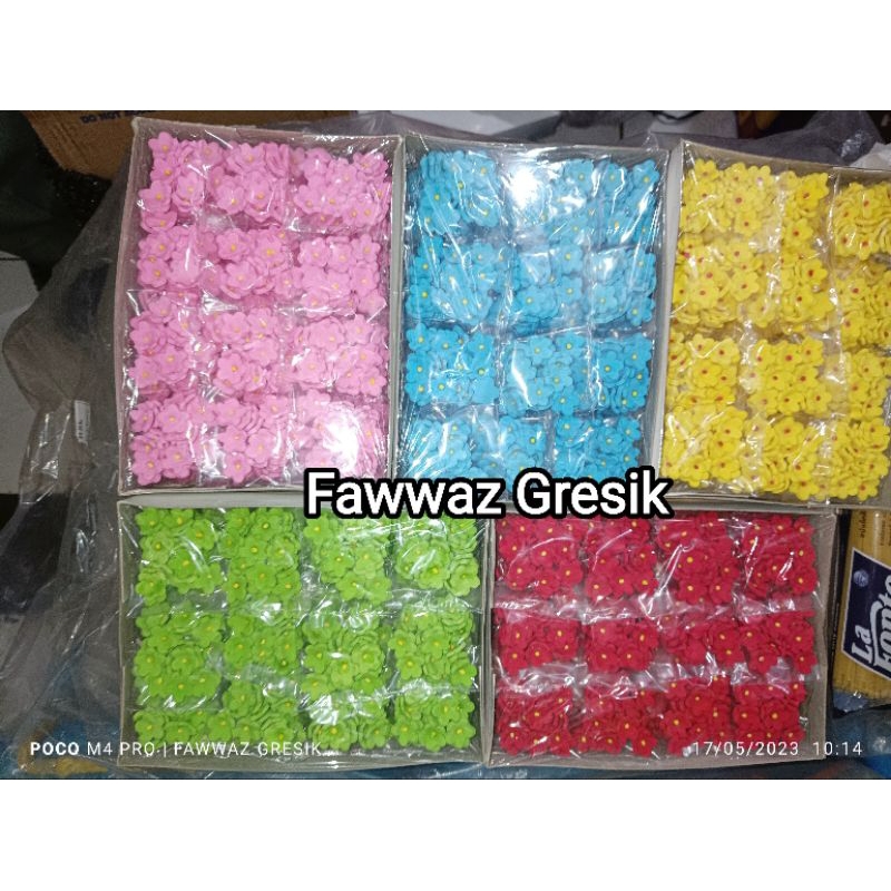 HIASAN Kue Gumpaste BUNGA isi 20pcs / KUE CAKE ICING DAISY PRIMROSE D MINI Flower GUM PASTA Confetti 20 pcs