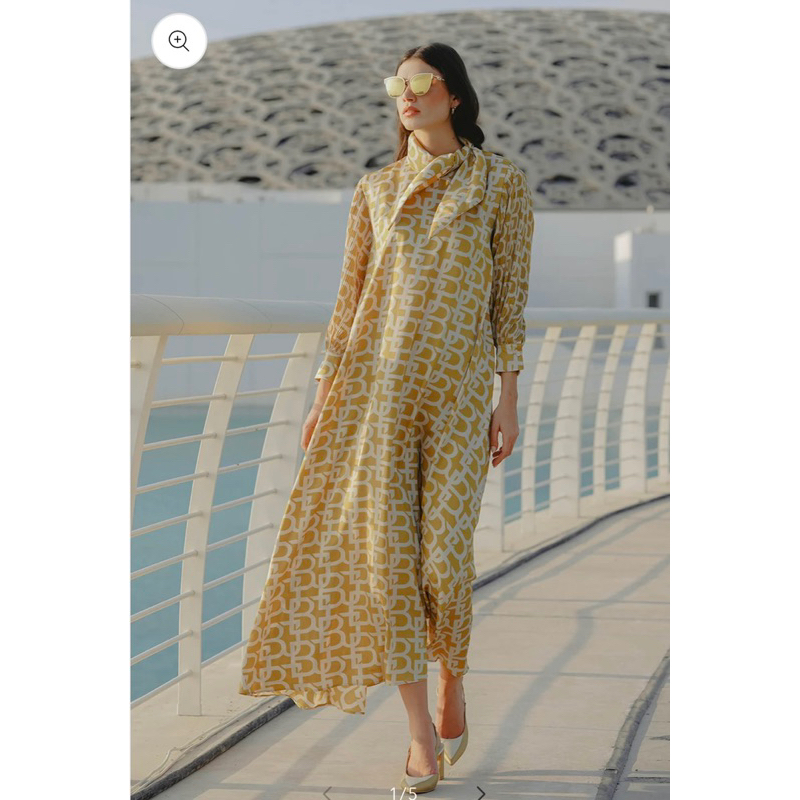 NEW Benang Jarum Monogram Pleated Dress-Mustard