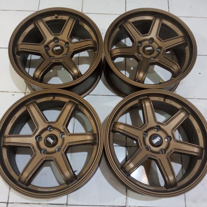 Velg Mobil Bekas Ring 18 Lebar 8 Lobang Baut 5 Et40 Hsr Wheel Original Minas, Hrv Innova Xpander Civ