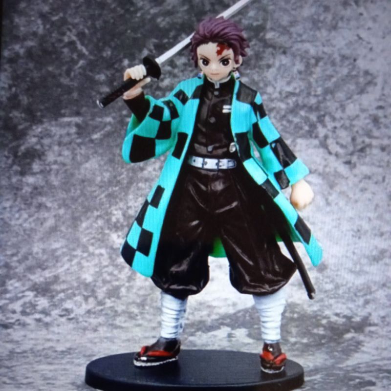 action figure tanjiro hijau