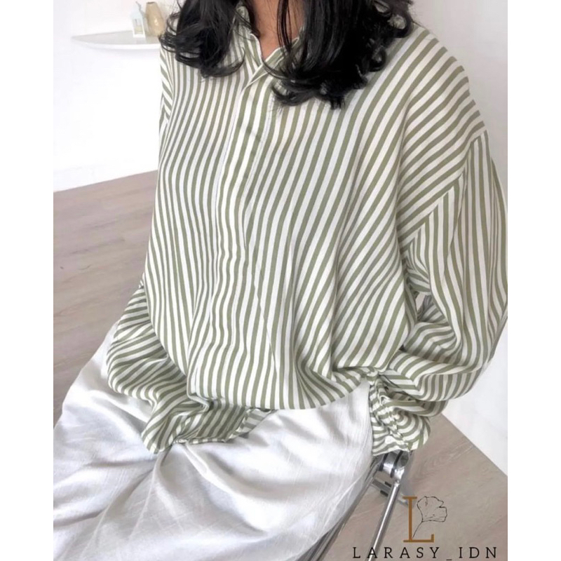 Kemeja Oversize Motif Stripes Green Sage