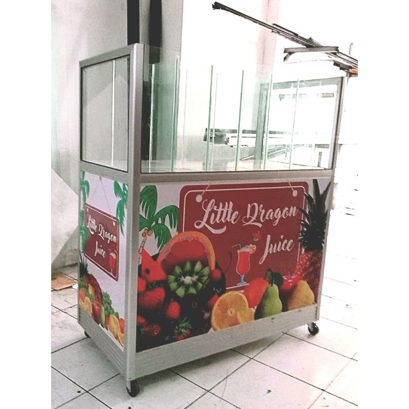 E. jus/ lase juice/ etalase jus