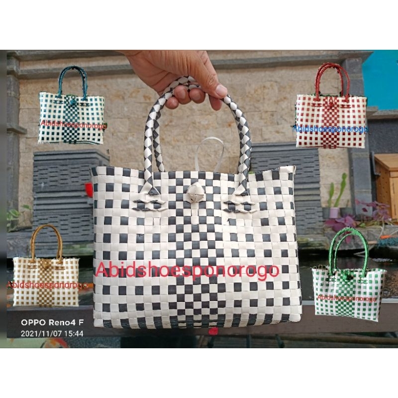 Tas anyaman plastik grosir murah tas monochrome