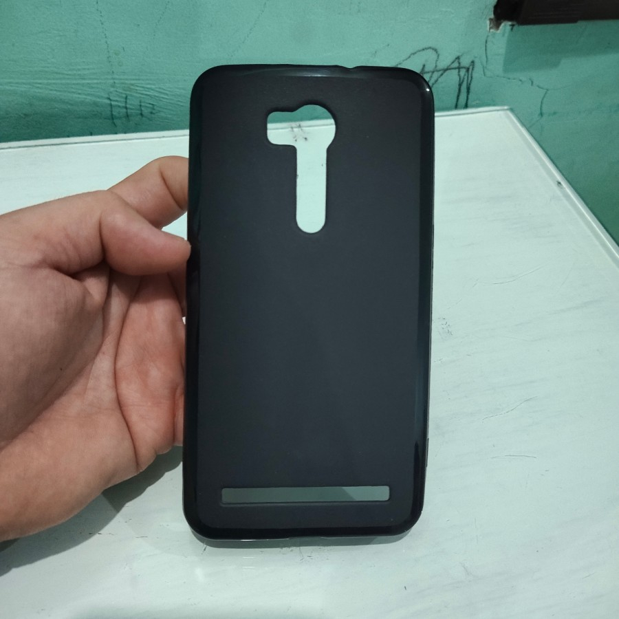 ASUS ZENFONE GO 5,5IN NEW / ZB552KL / ZB551KL / X013D / X007D MANTUL Silikon myuser karet hitam