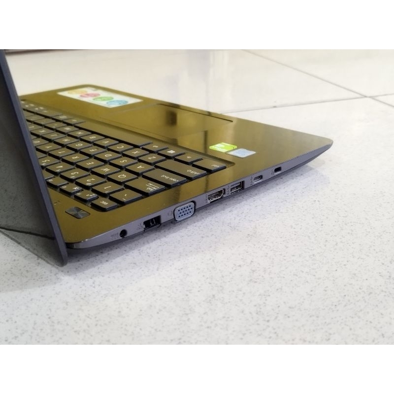 Laptop Asus A456URK - i5-7200U - 8 GB - 256 GB