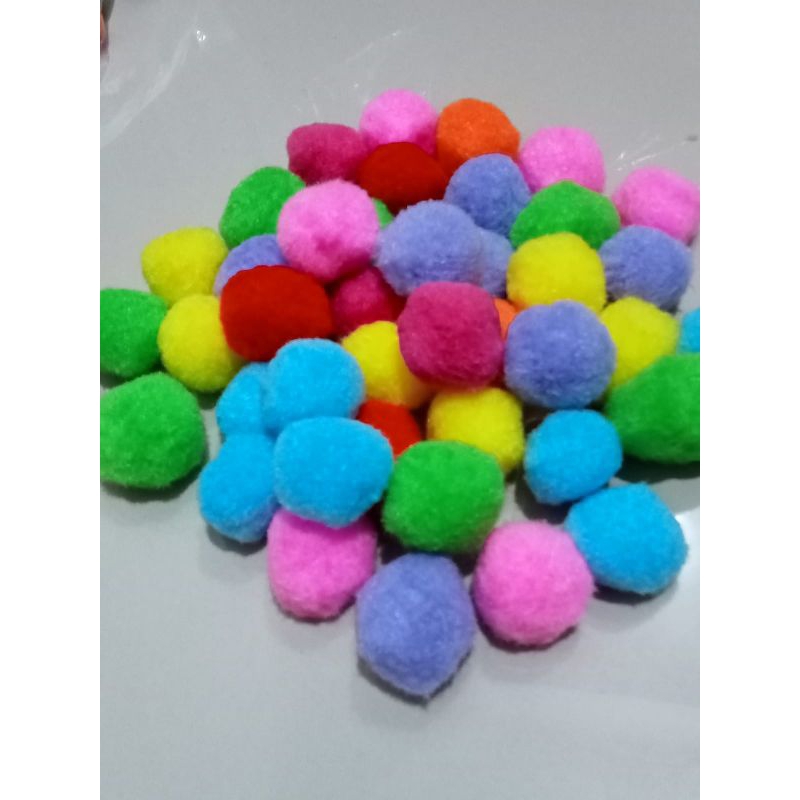 25 pcs pompom warna mix polos 3 cm dan 3,5 cm