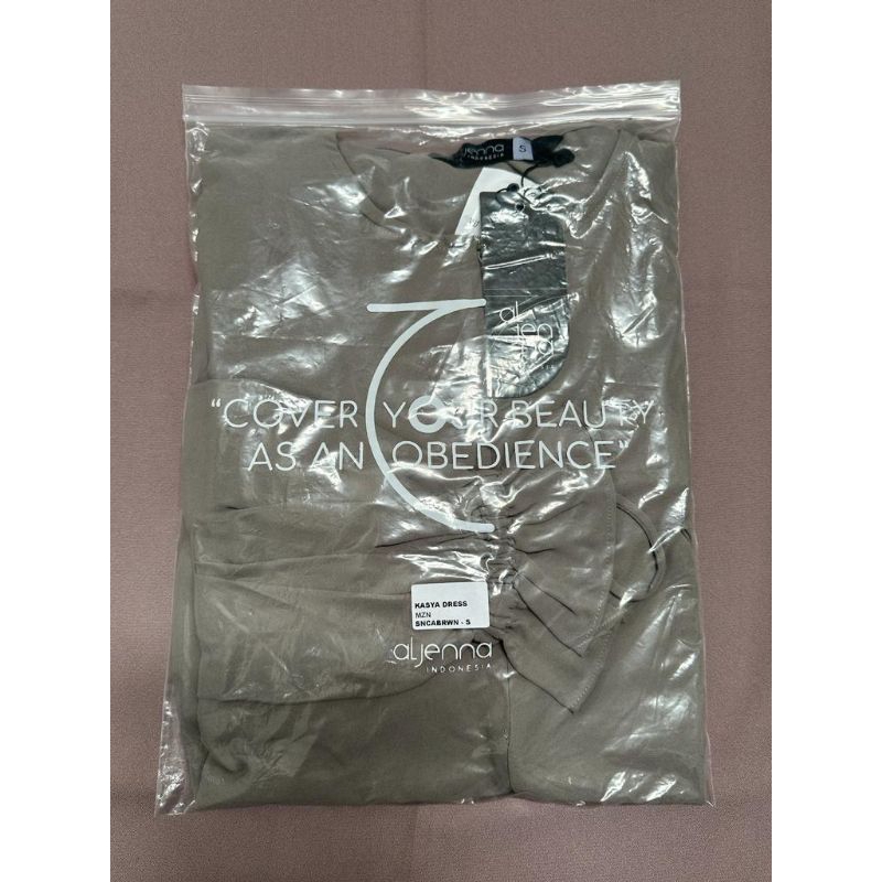 NWT KASYA DRESS SENECA BROWN MAZEEN SZ S by aljenna.id