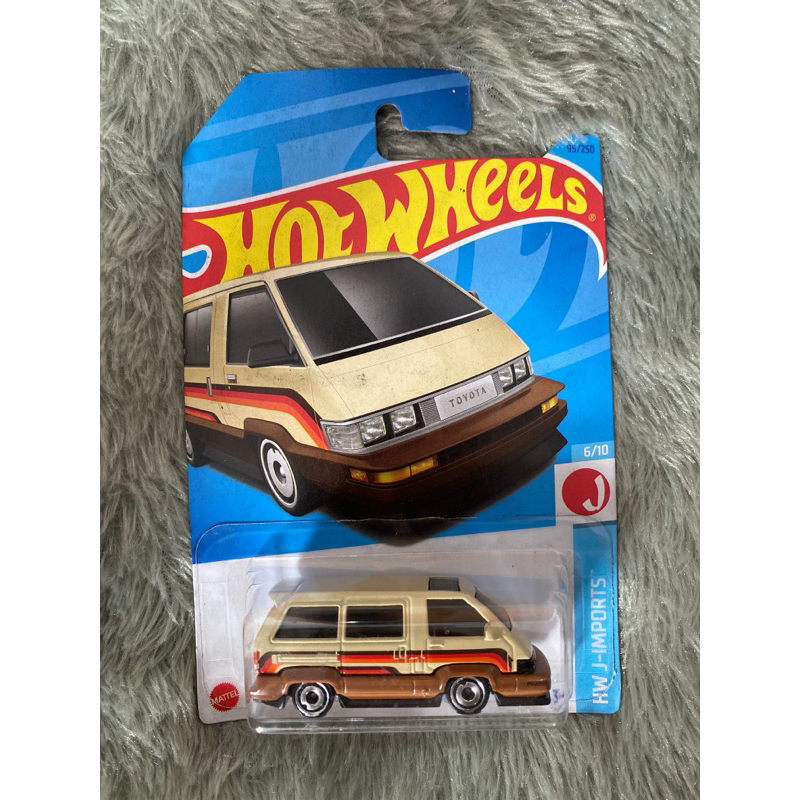 HOTWHEELS TOYOTA VAN