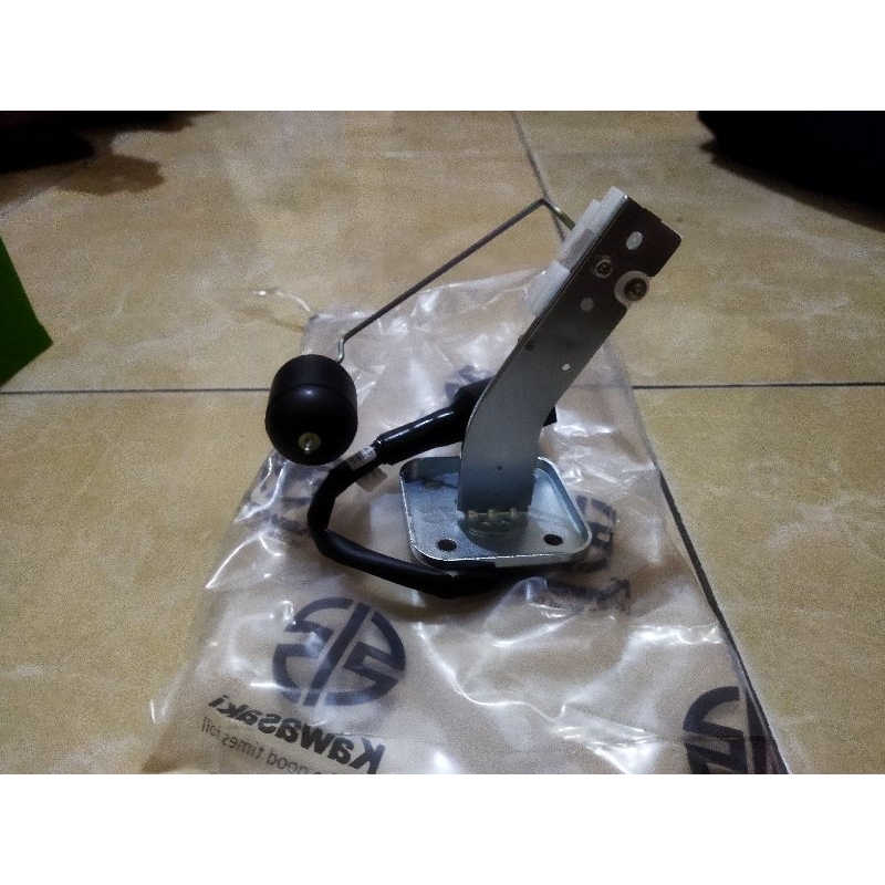 pelampung tangki bensin KLX 150 dtracker original