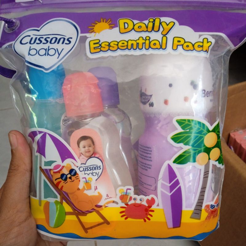 cussons baby set bedak cologne/parfum baby oil sabun&shampo cair uk kecil minipack daily essential p