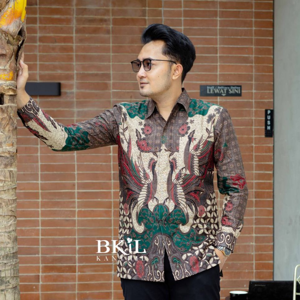 Terbaru Baju batik pria lengan panjang terbaru 2022 - kemeja batik pria lengan panjang terbaru - kemeja pria kantor - kemeja batik cowok - baju pria kantor - kemeja batik laki laki - kemeja kondangan - bimasakti - bima sakti