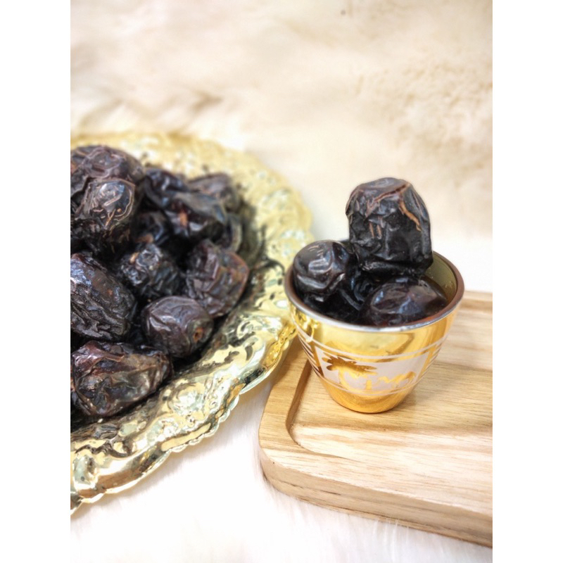 

Kurma Ajwa Premium Asli Madinah/ Kurma Nabi Ajwa Premium Original Saudi Arabia