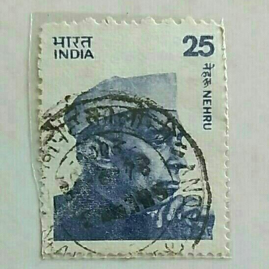 

(AA) Perangko India 1976 Jawaharlal Nehru (1889-1964) 25 paisa Used