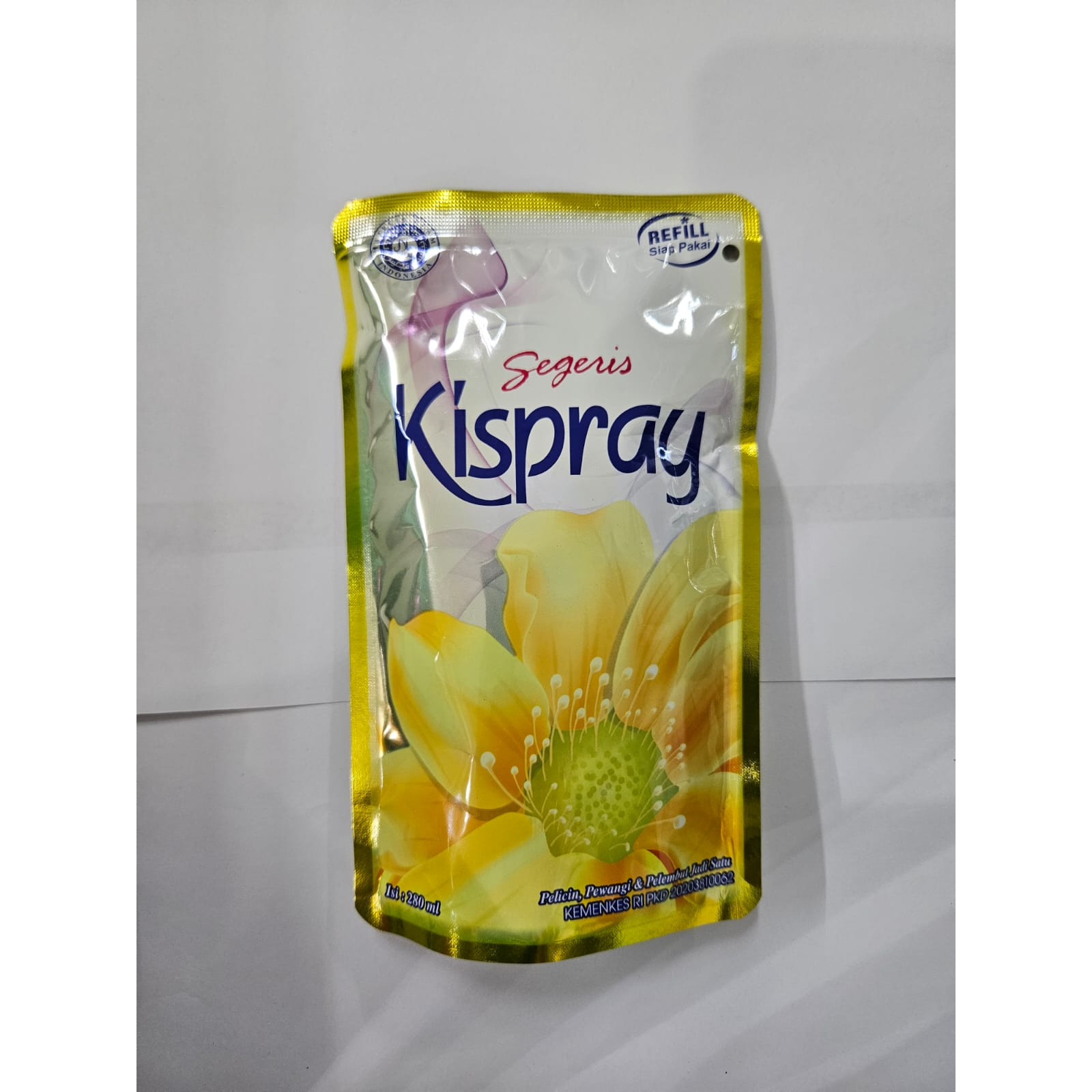 Kispray Pelicin Pewangi Pelembut Pakaian Reffil 280ML