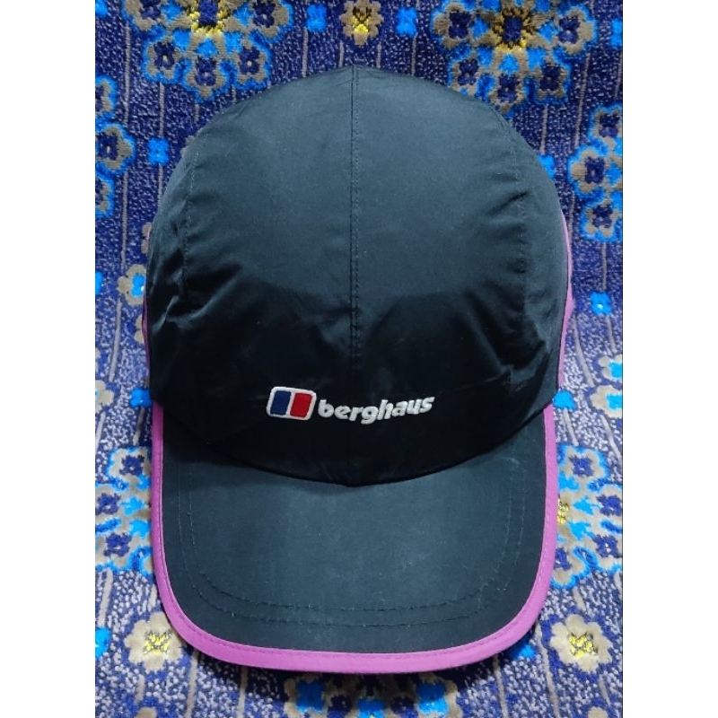 topi berghaus
