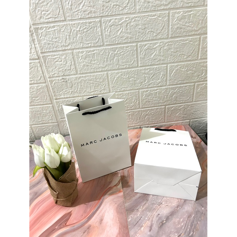 Paper Bag Marc Jacobs Ukuran Small Untuk Parfume