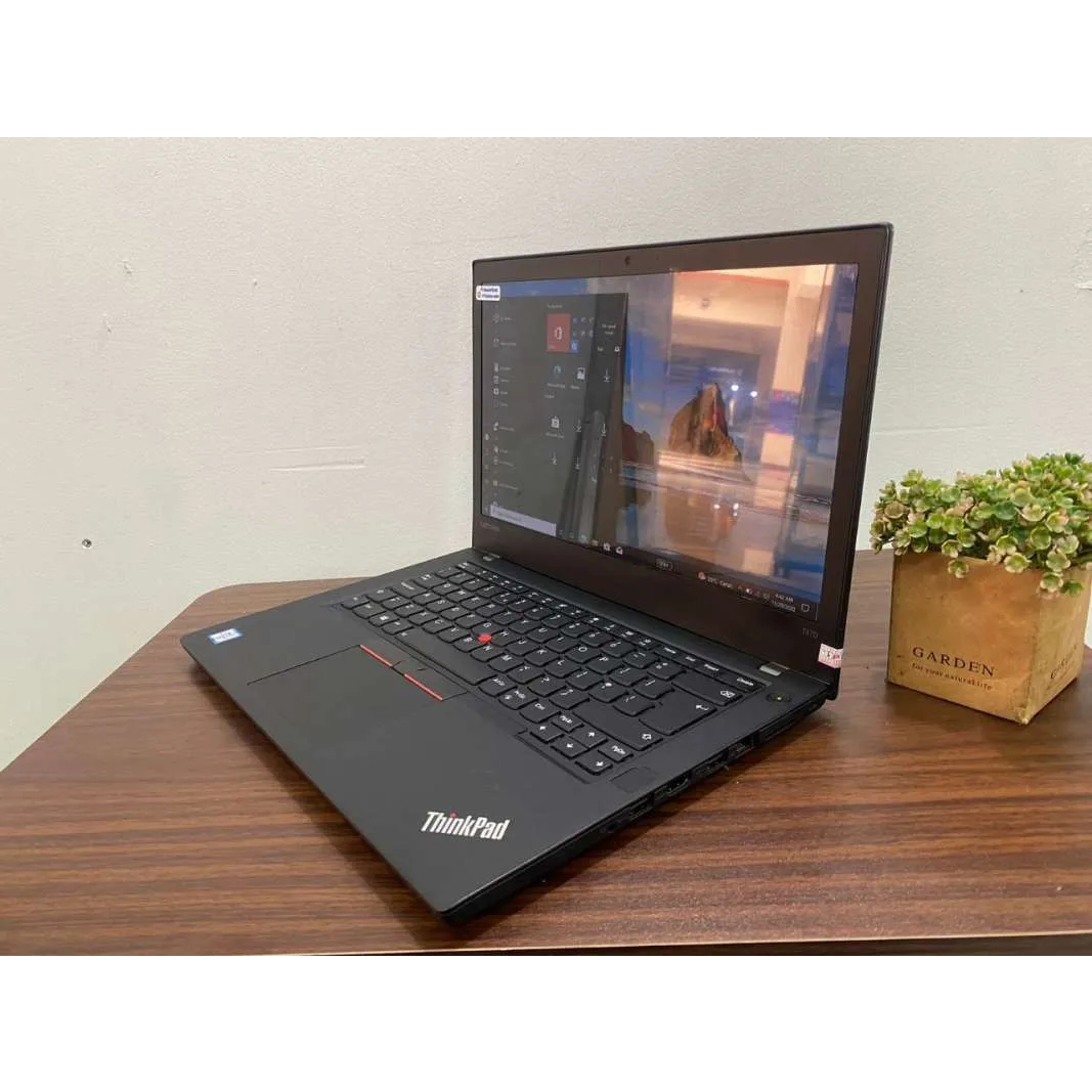 Lenovo Thinkpad T470 i3-7020U Ram 8GB/256GB Win 10 Siap Pakai dan Berkualitas Mulus