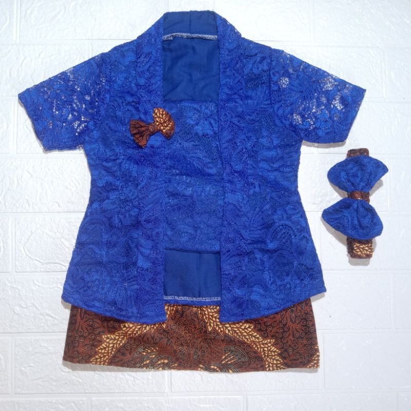 DIJAMIN REALPICT//KEBAYA KUTUBARU ANAK SETELAN KEBAYA ANAK DAN BAYI WARNA BIRU ELEKTRIK SETELAN KEBA