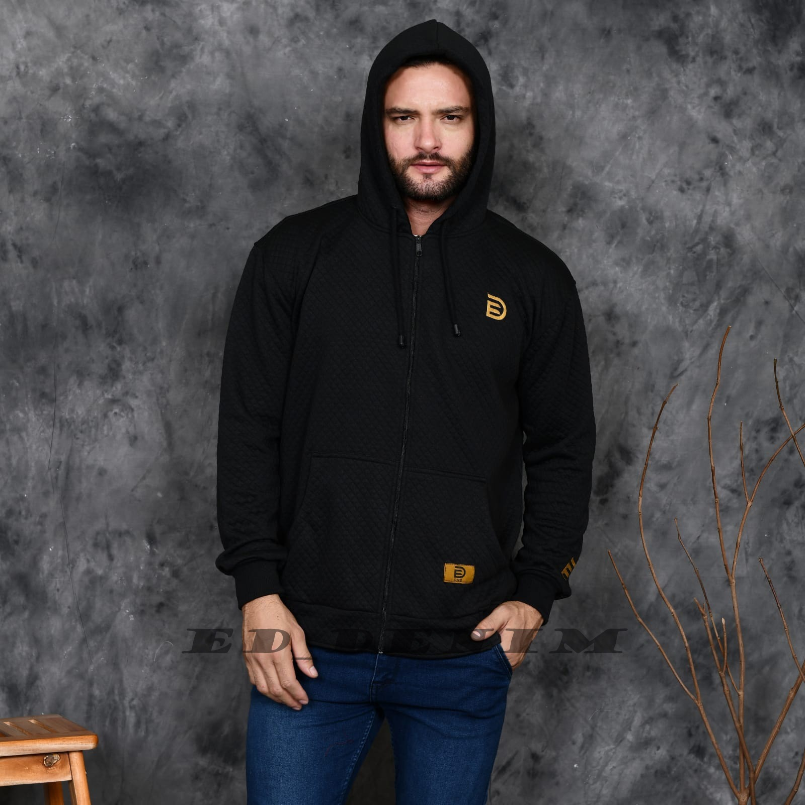 Sweater Ziper Hoodie Pria MotiF Diamond Logo Bordir