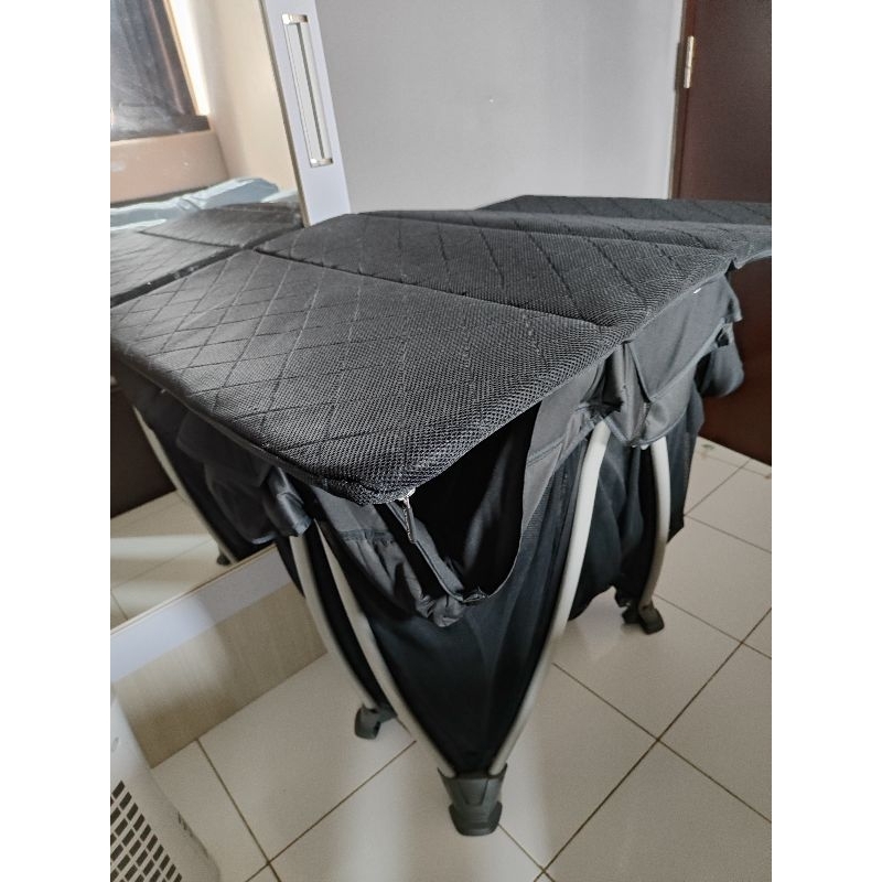 nuna caviar travel cot preloved