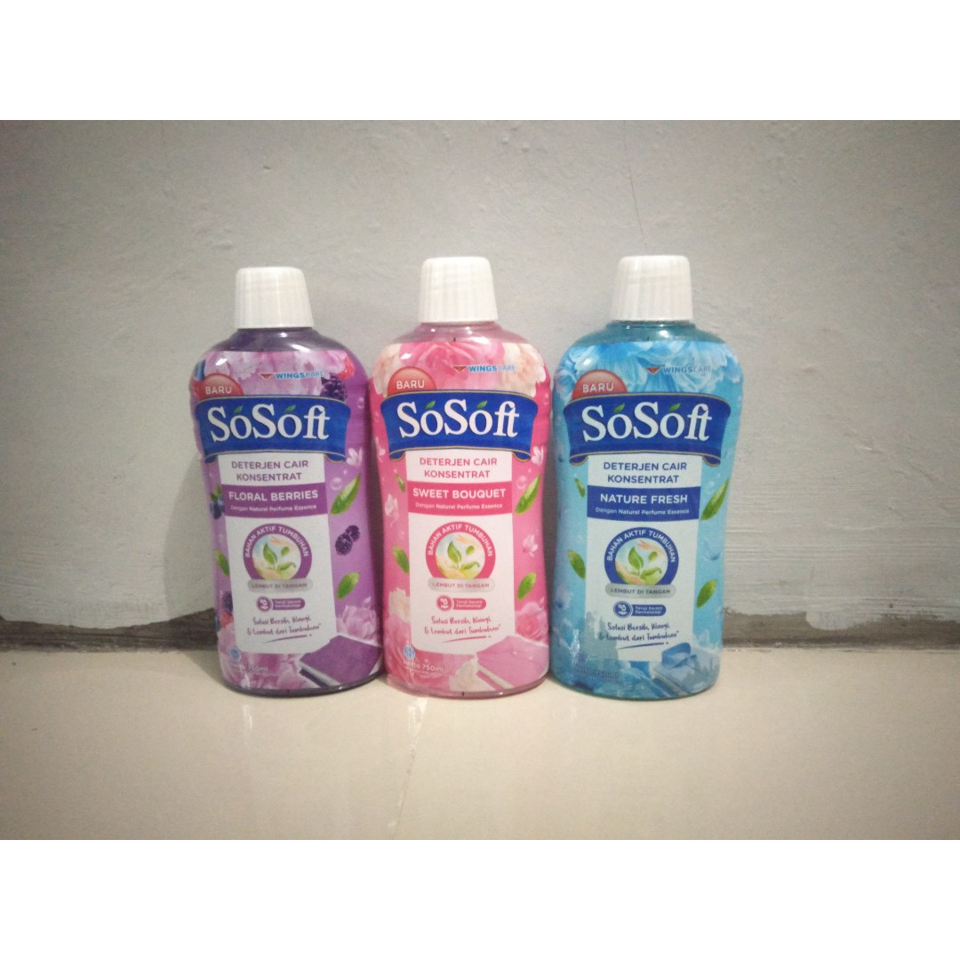 Sosoft Deterjen Cair 700 ml