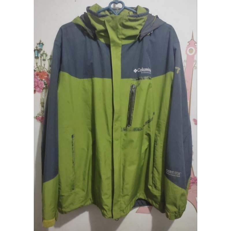 Columbia Titanium Goretex