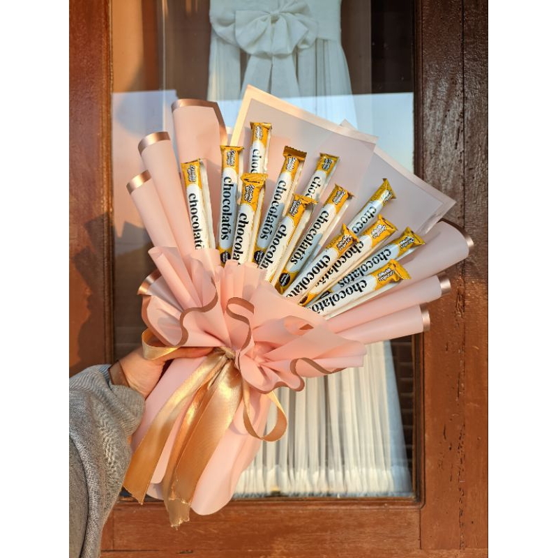 

BUKET SNACK CHOCOLATOS BY ASKIFLORIST