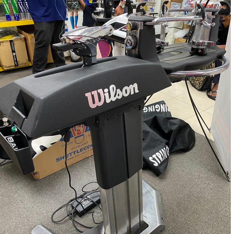 Jasa Pasang Senar Raket Tenis Digital