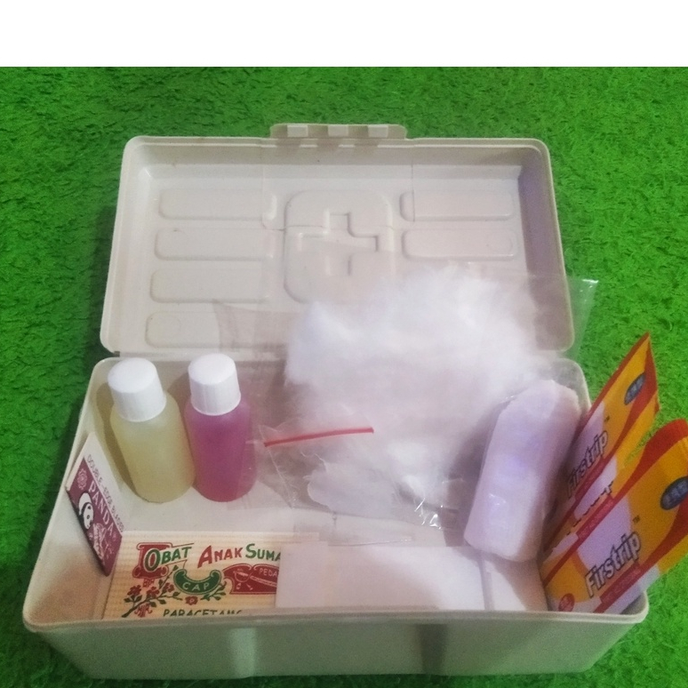 Kotak Obat P3K Box Plastik Isi Lengkap
