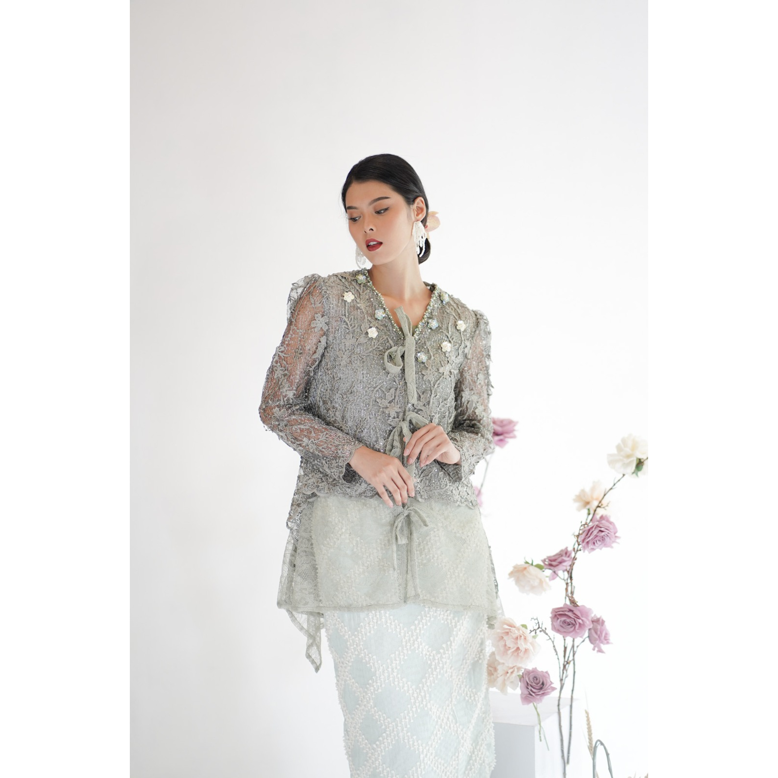 JALEELA - PEONY TOP (ATASAN ONLY) - (INNER INCLUDED) (KEBAYA KONDANGAN / MODERN / LAMARAN / WISUDA)