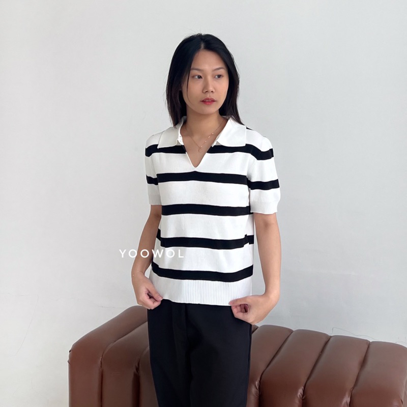 Isla Top/Atasan Stripes Knit Lengan Pendek Wanita