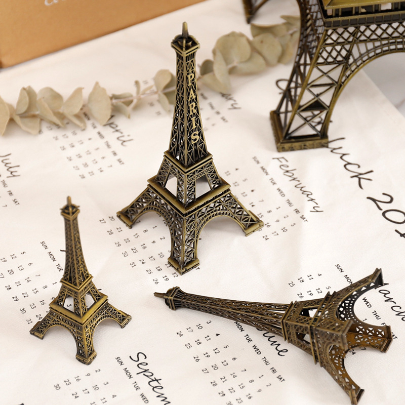 (PJ-013) PAJANGAN MENARA EIFFEL / EIFFEL TOWER / PAJANGAN DAUN GOLD TOSCA / TOSCA LEAF