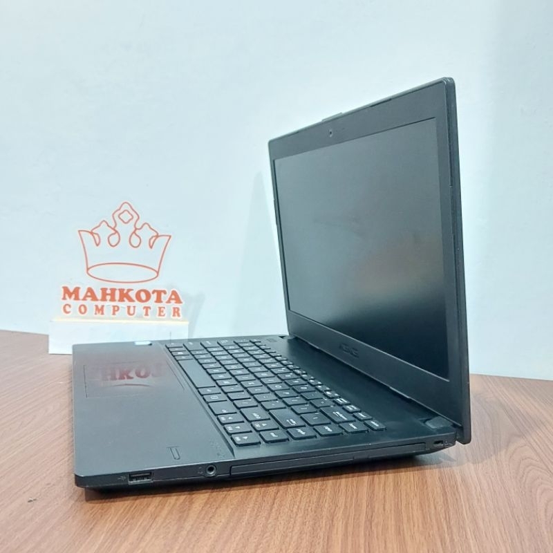 Laptop Notebook ASUSPRO P2440UA Core i5 7200U / 8GB SSD 256GB