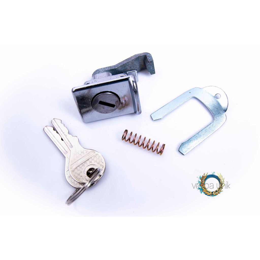 Kunci Laci Bagasi Vespa Super PX Exclusive2 Excel