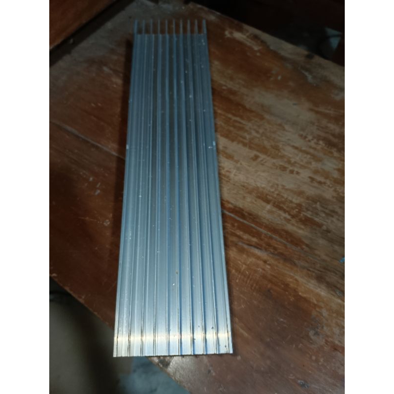 pendingin transistor 2u 35cm